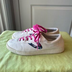 Tretorn White Canvas Sneakers size 9.5